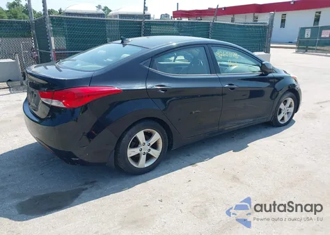 2013 Hyundai Elantra Gls z USA, uszkodzony, nr VIN KMHDH4AE3DU646610